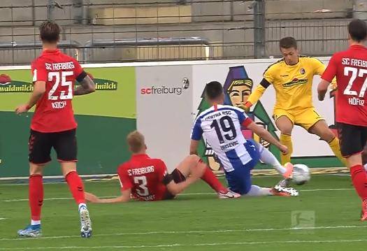 德甲金靴争夺进入白热化阶段，  